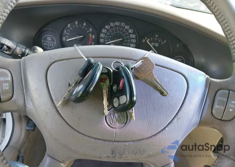 1998 Buick Regal Ls z USA, uszkodzony, nr VIN 2G4WB52K7W1436319